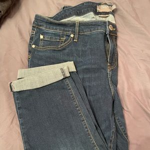 Boyfriend straight leg Torrid jeans, NWT.